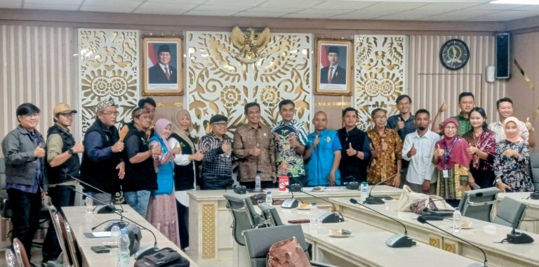 FBJ “Gedor” DPRD Jabar! TPS3R Banyak Mangkrak, Pengelolaan Sampah Diminta Dibenahi Total